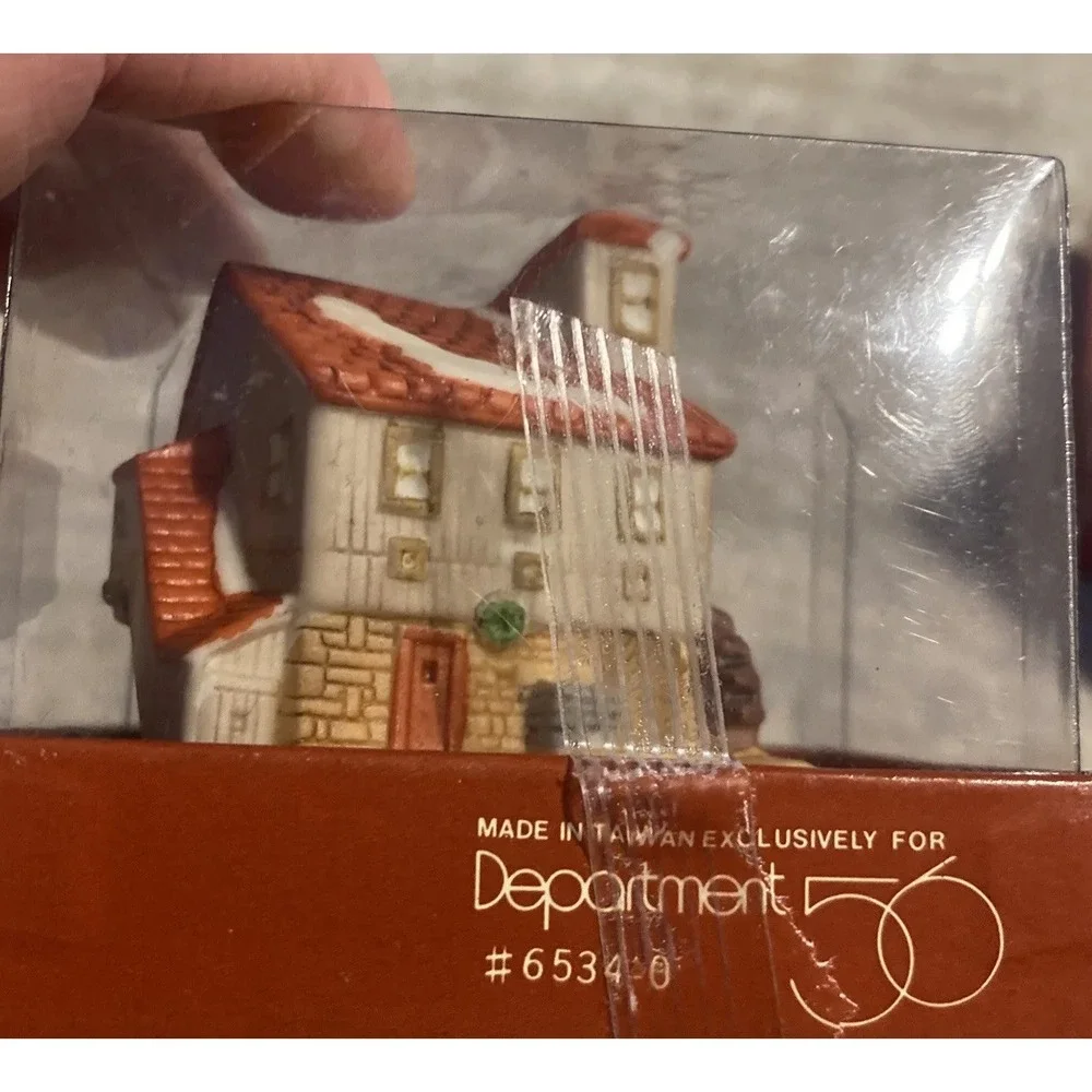 Department 56 measurements across